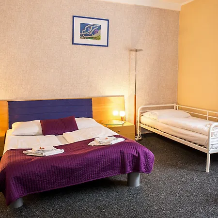 Le Petit 3* Bratislava