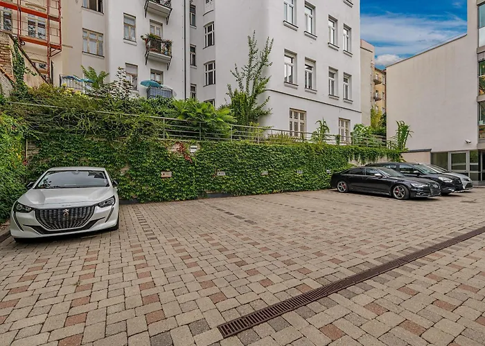 Ξενοδοχείο Le Petit 3*