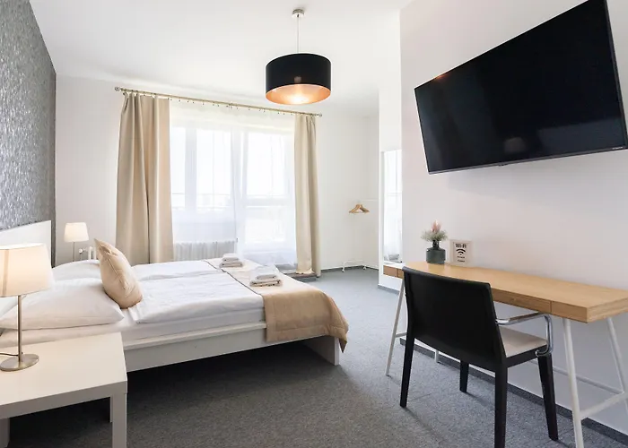 Le Petit Μπρατισλάβα